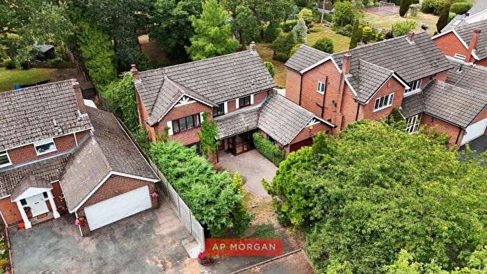 4 Bedroom Detached House For Sale In Arden Leys, Tanworth-in-Arden, B94