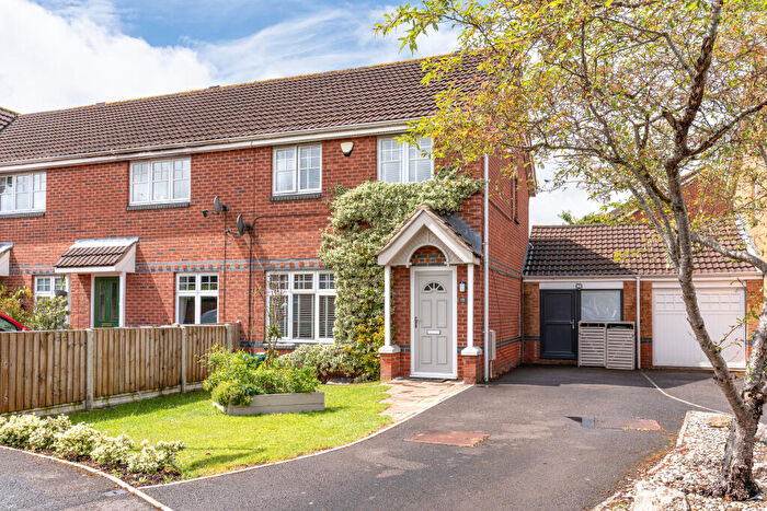 3 Bedroom End Of Terrace House For Sale In Lavender Way, Bradley Stoke, Bristol, Gloucestershire, BS32