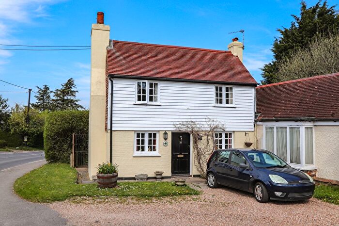 2 Bedroom Semi-Detached House For Sale In Hastings Road, Battle, TN33