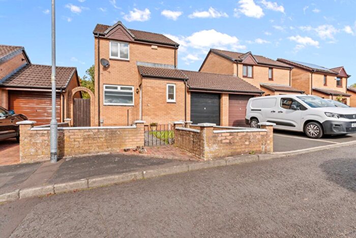 2 Bedroom Semi-Detached House For Sale In Linacre Gardens, Sandyhills, Glasgow, G32