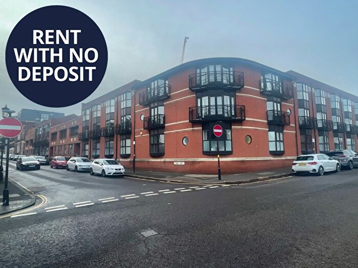 2 Bedroom Flat To Rent In Kings Court, Livery Street, Birmingham, West Midlands, B3