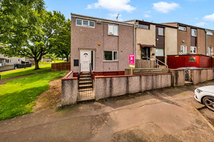 2 Bedroom End Of Terrace House For Sale In Garvock Place, Dundee, DD3