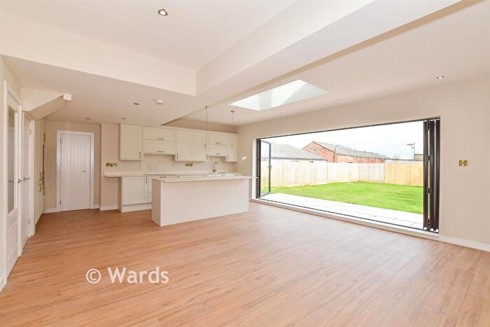 4 Bedroom Detached House For Sale In New Street, Ash, Canterbury, Kent, CT3