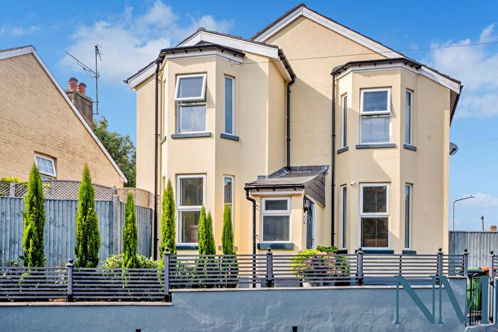 2 Bedroom End Of Terrace House For Sale In Speldhurst Road, Tunbridge Wells, TN4