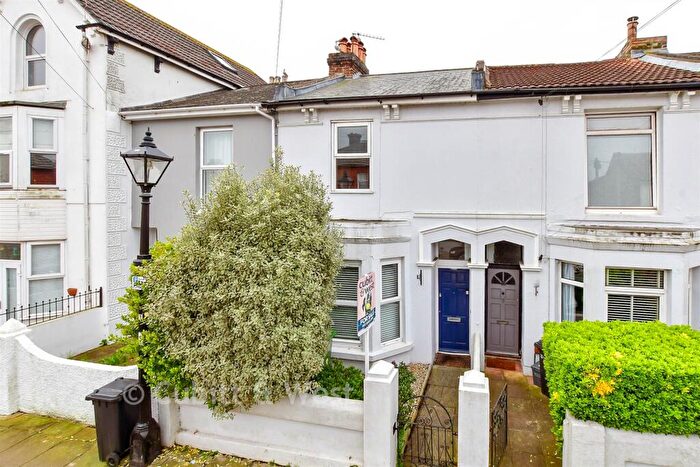 3 Bedroom Terraced House For Sale In Inglis Road, Southsea, Hampshire, PO5