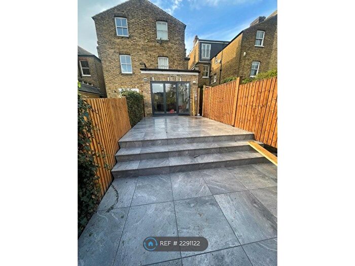 2 Bedroom Flat To Rent In Selsdon Road, West Norwood, Herne Hill, Brixton, Tulse Hill, SE27