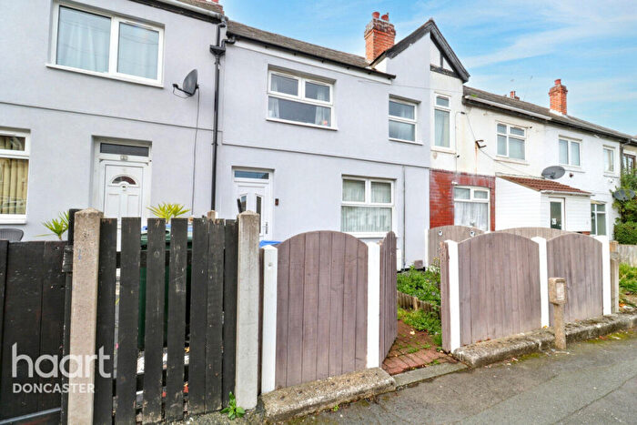 3 Bedroom Terraced House For Sale In Kings Crescent, Edlington, Doncaster, DN12