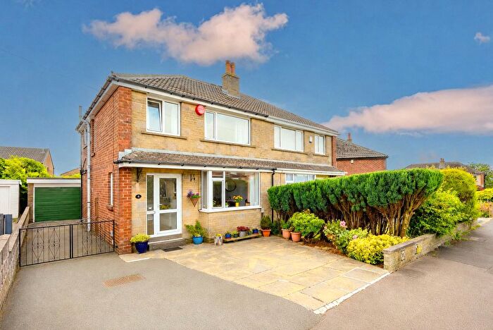 3 Bedroom Semi-Detached House For Sale In Roman Drive, Mount, Huddersfield, West Yorkshire, HD3