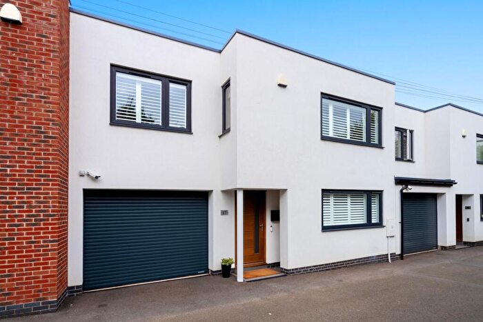 3 Bedroom Town House For Sale In Wellesley Road, Cheltenham, GL50