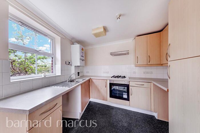 1 Bedroom Flat To Rent In Portland Road, London, SE25