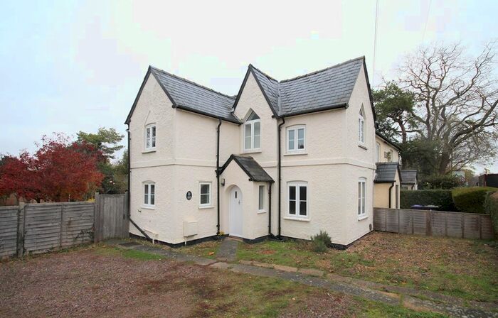 2 Bedroom End Of Terrace House To Rent In Baldock Road, Letchworth Garden City SG6