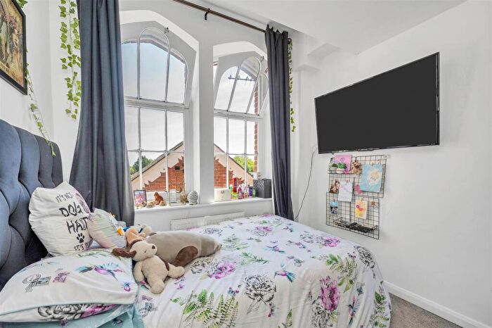 2 Bedroom Cottage For Sale In Harmer Place, Wattisfield, Diss, IP22