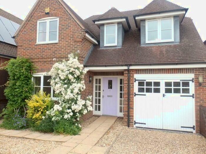 4 Bedroom Detached House To Rent In Cold Ash Hill, RG18