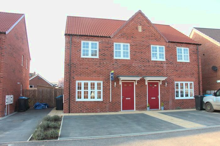 3 Bedroom Semi-Detached House To Rent In Goldfinch Way, Easingwold, York, YO61