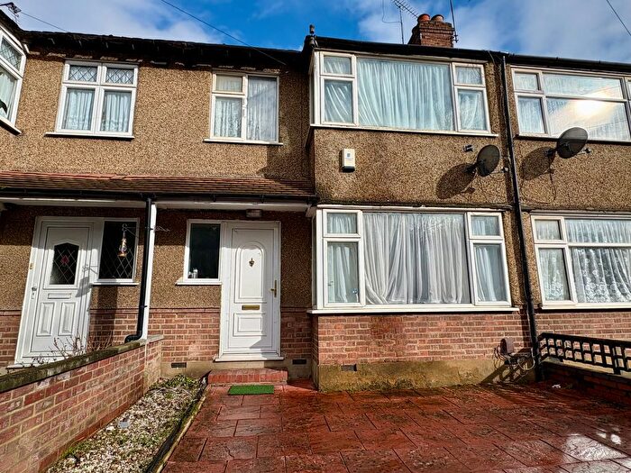 3 Bedroom Terraced House To Rent In Tavistock Road, Yiewsley, West Drayton, UB7