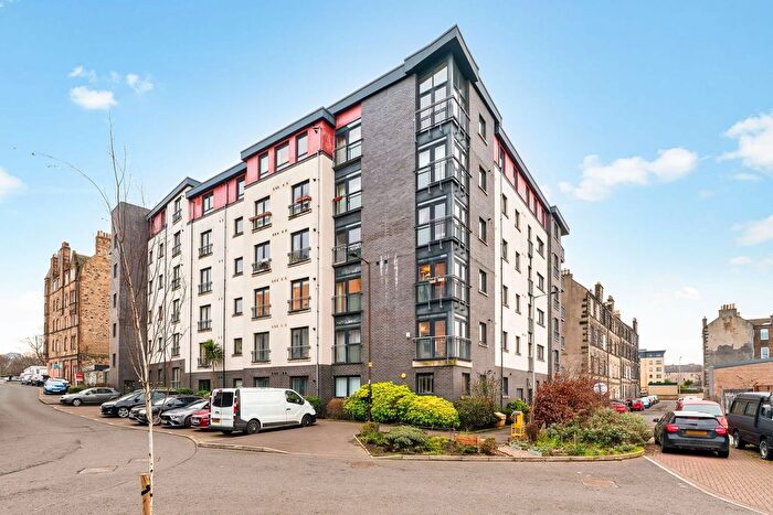 2 Bedroom Flat For Sale In Ashley Place, Edinburgh, EH6