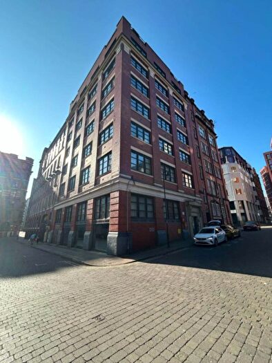 2 Bedroom Apartment To Rent In Stanlo House, Manchester, M1