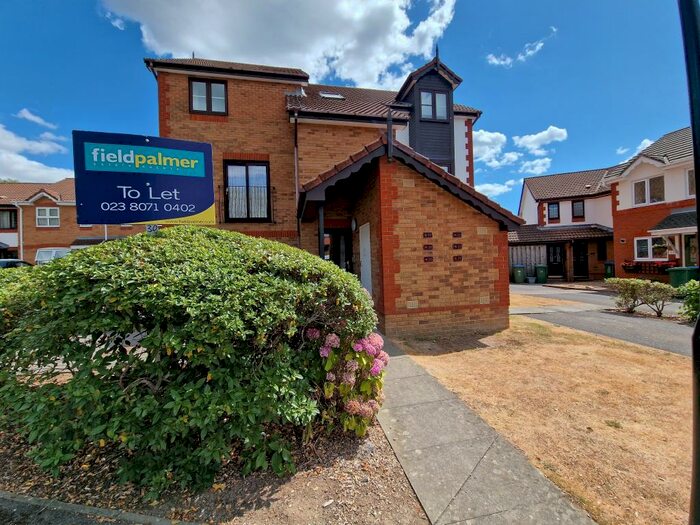 1 Bedroom Flat To Rent In Hulton Close, Waterside Park, SO19