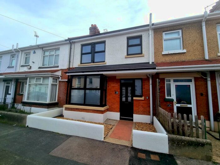 3 Bedroom House To Rent In Melville Road, Gosport, PO12
