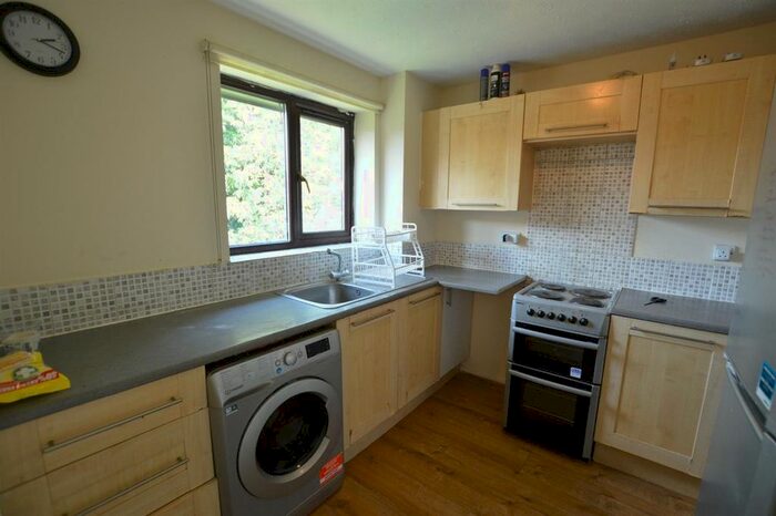 2 Bedroom Flat To Rent In Chamomile Court, Yunus Khan Close, London, E17