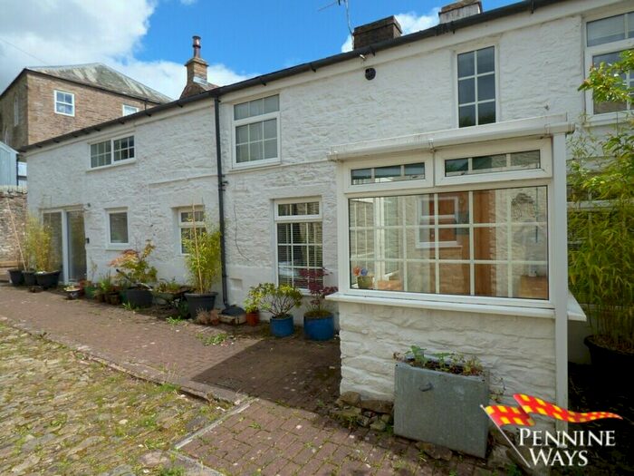 2 Bedroom Cottage To Rent In Sunset View, Alston, CA9