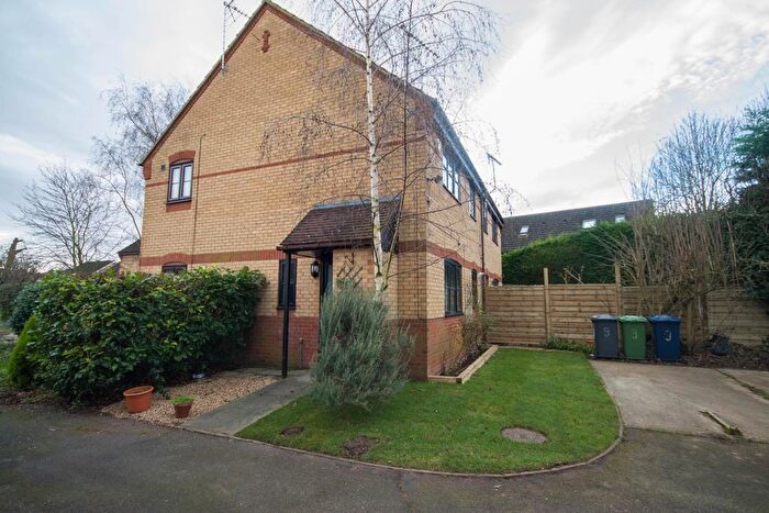 1 Bedroom Terraced House To Rent In Stott Gardens, Cambridge, CB4