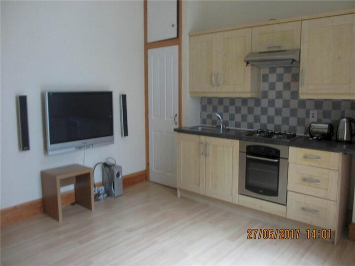 1 Bedroom Flat To Rent In Crown Street, Ground Floor Right, Aberdeen, AB11