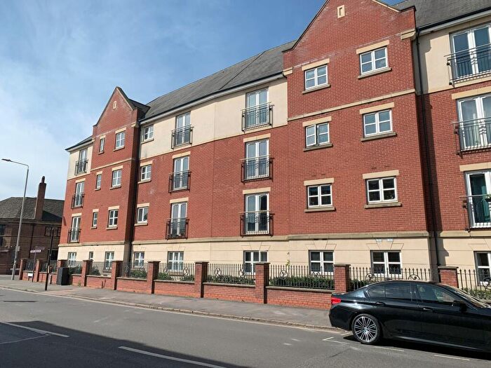 2 Bedroom Apartment For Sale In Manor Gardens Close, Loughborough, LE11