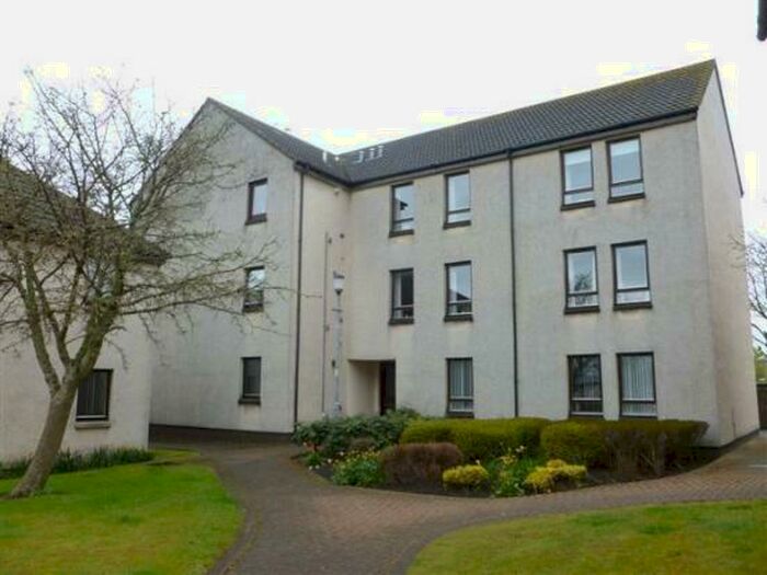 2 Bedroom Flat To Rent In Kyle Street, Prestwick, South Ayrshire, KA9