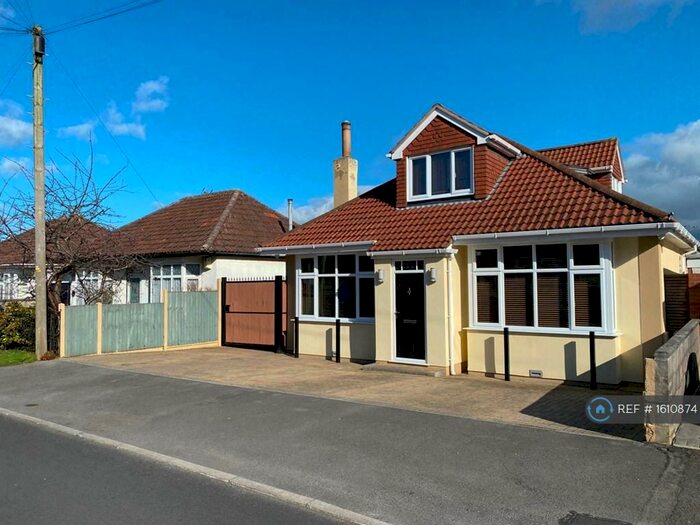 4 Bedroom Detached House To Rent In Hazeldene Rd, Bristol, BS34