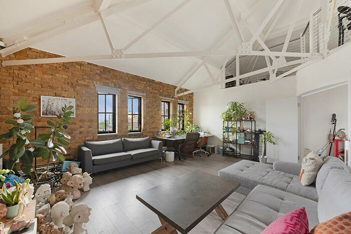 2 Bedroom Apartment To Rent In Dalston London, E8