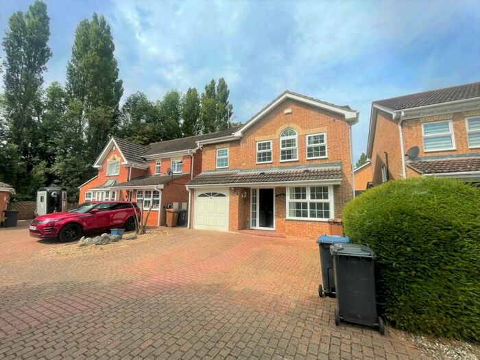 4 Bedroom House To Rent In Swift Close, Stanstead Abbotts, Ware, SG12