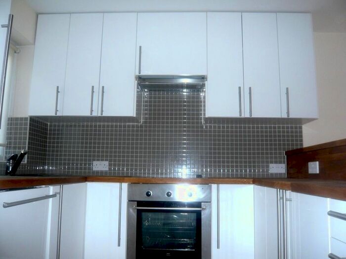 3 Bedroom Property To Rent In Ernest Gardens, Chiswick, London, W4