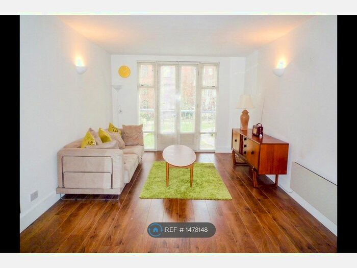 2 Bedroom Flat To Rent In Bow Quarter, London, E3