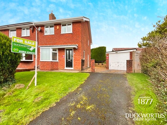 3 Bedroom Semi-Detached House For Sale In New Bury Close, Oswaldtwistle, BB5