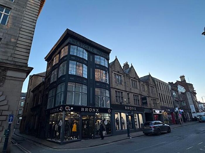1 Bedroom Flat To Rent In Westgate, Huddersfield, West Yorkshire, HD1