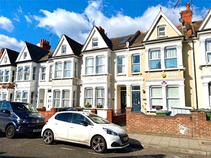 5 Bedroom Detached House To Rent In Vaughan Road, Harrow, HA1