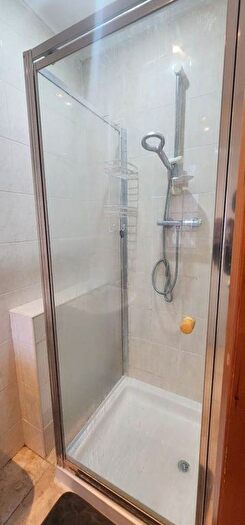 1 Bedroom Flat To Rent In Currey Road, Greenford, UB6