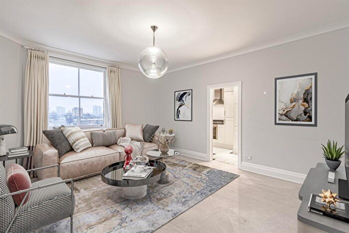 2 Bedroom Flat To Rent In Elm Park Mansions, Park Walk, SW10