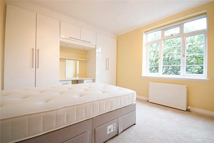 2 Bedroom Apartment To Rent In Greville Hall, St John's Wood, NW6