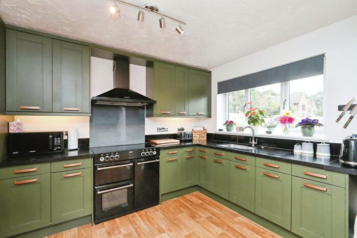 5 Bedroom Detached House For Sale In Windsor Park, Dereham, NR19