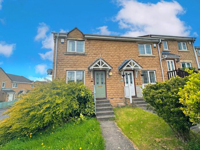 2 Bedroom End Of Terrace House To Rent In St. Georges Road, Halifax, HX3