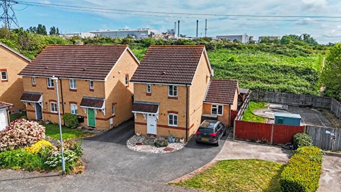 3 Bedroom Detached House For Sale In Recreation Way, Sittingbourne, Kent, ME10
