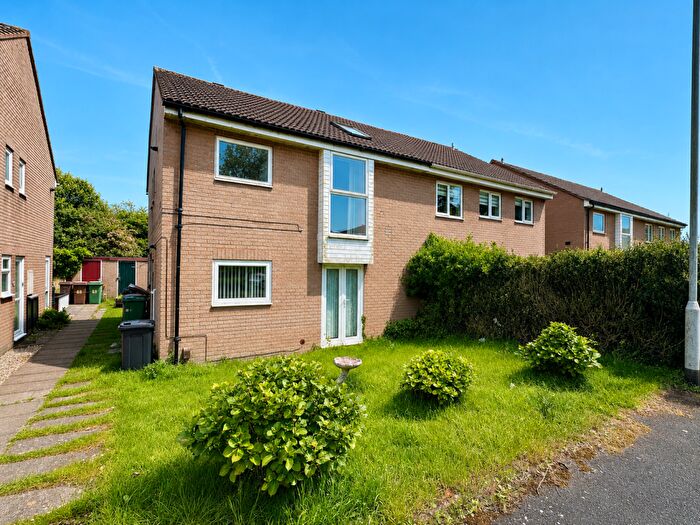 2 Bedroom Maisonette For Sale In Wentwood Gardens, Thornbury, Plymouth, PL6
