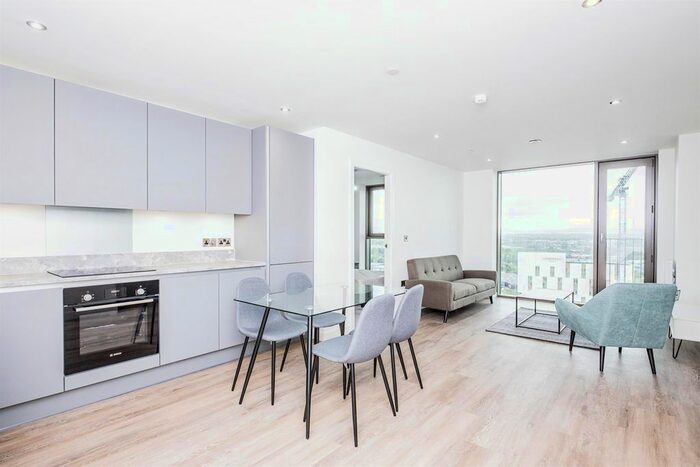 2 Bedroom Flat To Rent In Oxygen Tower, Store Street, Piccadilly East, Manchester, M1
