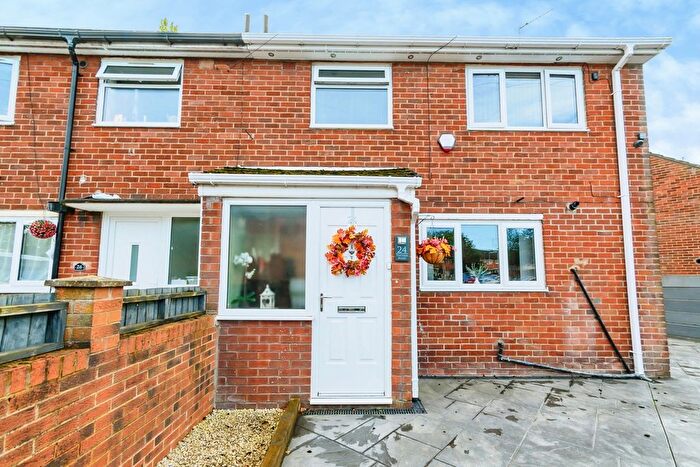 3 Bedroom End Of Terrace House For Sale In Tintern Road, Middleton, Manchester, Greater Manchester, M24