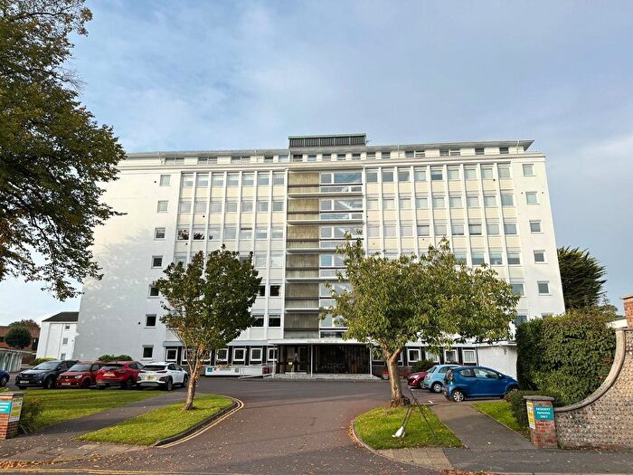3 Bedroom Flat For Sale In Compton Place Road, Eastbourne, BN21