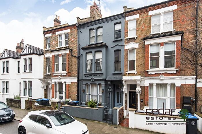 2 Bedroom Flat To Rent In Glengall Road, Kilburn, NW6