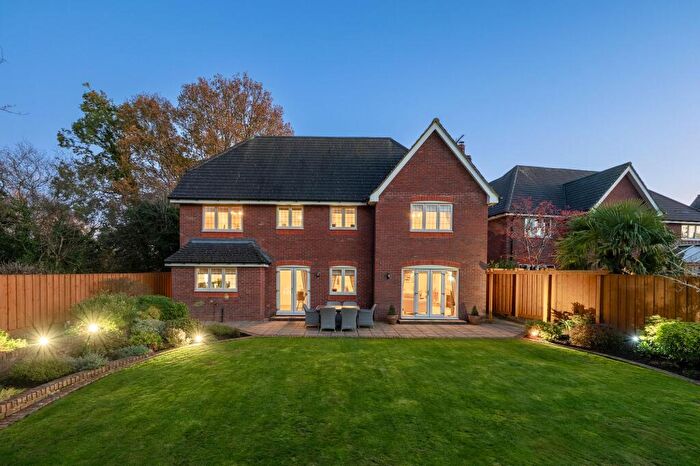 5 Bedroom Detached House For Sale In Hinchwick Court, Dorridge, B93