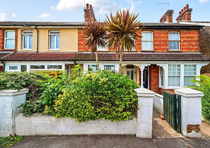 2 Bedroom Terraced House For Sale In Gordon Road, Shoreham-by-Sea, BN43